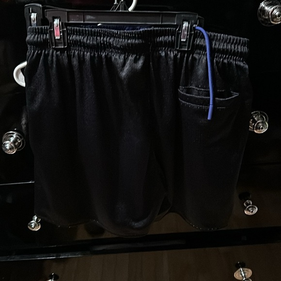 YoungLa reversible shorts - Picture 2 of 3